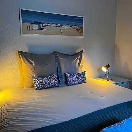D'hotes Le Maroni Oda ve Kahvaltı Courseulles-sur-Mer