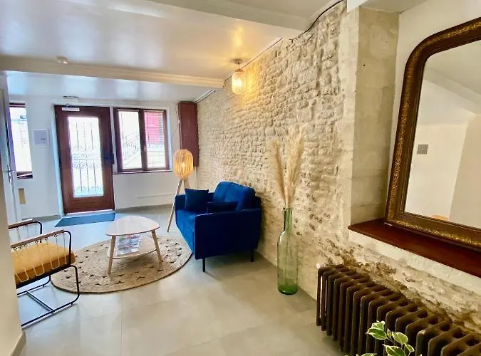 D'hotes Le Maroni 3*